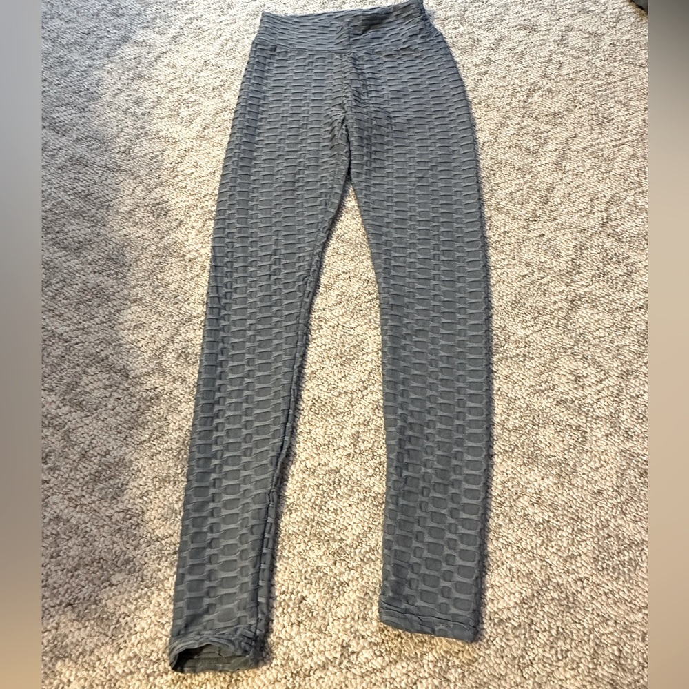 buttlifting leggings